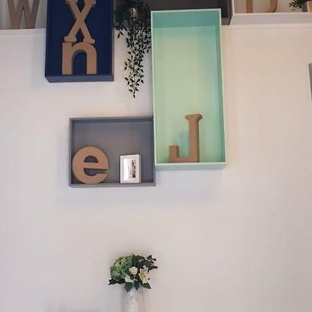 Florista Bonito Alojamiento Bien Comunicado Hotel Valencia Buitenkant foto