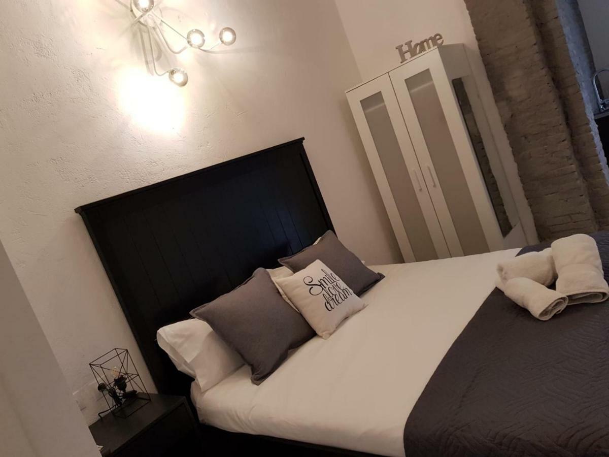 Florista Bonito Alojamiento Bien Comunicado Hotel Valencia Buitenkant foto