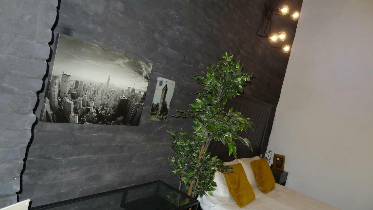 Florista Bonito Alojamiento Bien Comunicado Hotel Valencia Buitenkant foto